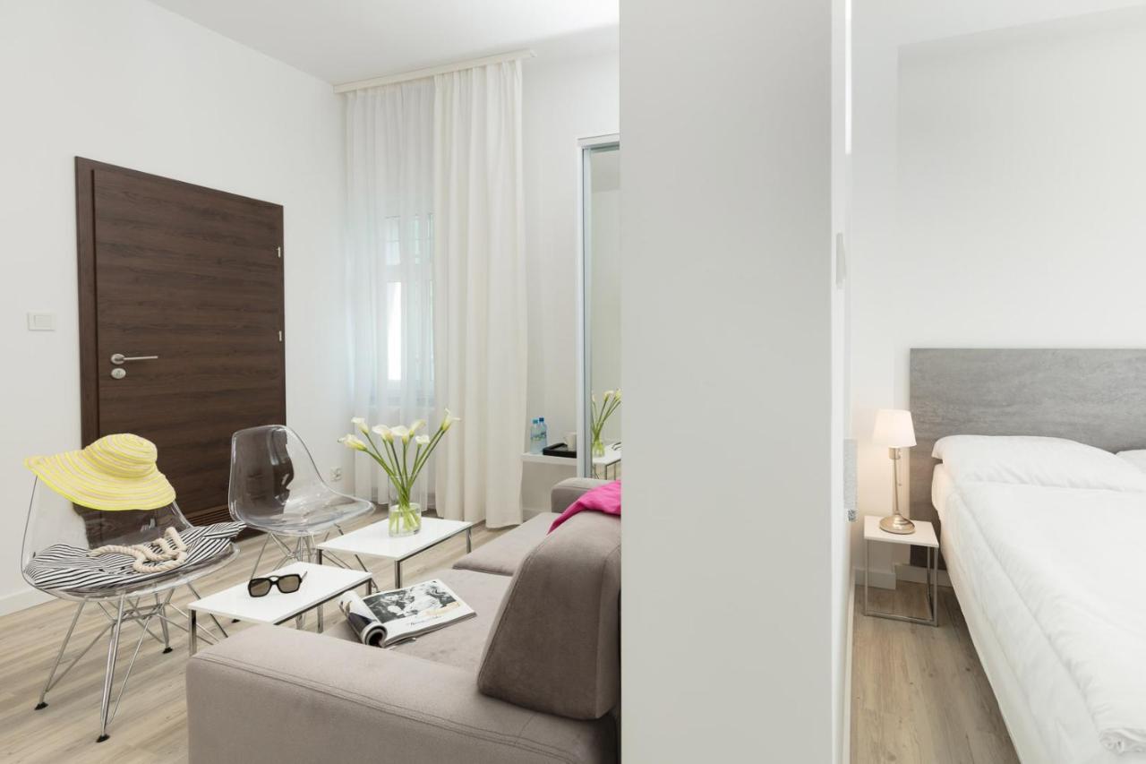 Villa Rosa - 200M Od Morza ミエンジズドロイェ エクステリア 写真